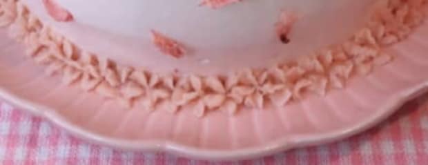 「天才かっっっっっっ!?」理系女子がお花見スイーツを作ったら……圧巻の仕上がりに「普通に売れるレベル」「ピンクと緑の相性抜群」
