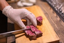 【30代以下が選ぶ】コスパが高いと思う「ステーキチェーン」人気ランキング！　同率1位は「いきなり！ステーキ」ともう一つは？