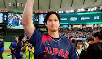 「すっげぇ」大谷翔平らが渡米→離陸前に機内から撮影した“窓の外の光景”に「こんな人数見たことないw」「JALの本気を見た」