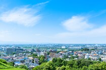 「人気なのがよくわかる」　子育てしやすそうだと思う“東京・多摩地域の市町村”ランキング1位に「治安が良く静か」「陽の空気に包まれている」