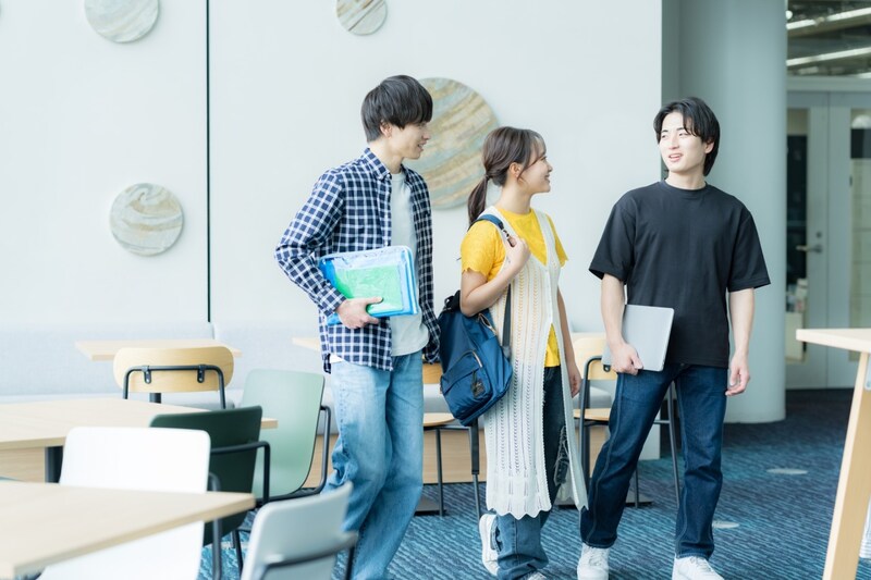 「就職は最強」評価の高い“理系が学べる私立大学”上位に寄せられた声　「意識の高い友達が多い」「勉強したい人には夢のよう」「学食は安くてボリュームがすごい」