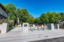 「高校の時の数倍楽しい」　“中四国・九州沖縄の人気大学”ランキング上位はキャンパスライフも好評！「コンパクトシティで生活しやすい」「大学で頑張る！という人におすすめ」