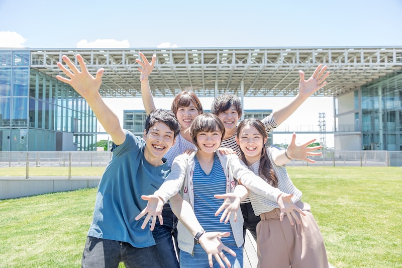 【40代に聞いた】国立大学じゃないけど「国立大学っぽい大学」ランキング！　同率第1位は「福岡大学」と？