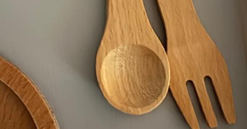 風邪で寝込むママ→幼い娘が枕元に置いていったのは……「これは泣くやつ」　ママ感激の光景が140万表示「胸がきゅーってなる」