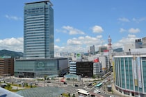 「無限に食べちゃうからよくない」“静岡駅で人気のお土産”1位の銘菓に「県民も好き」「なんであんなにおいしい？ヤバい粉かけてるにちげえねぇ」の声