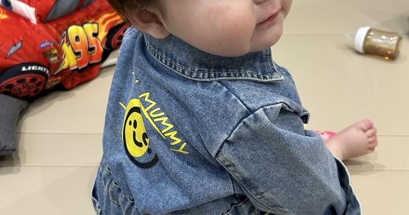 ママ「毎日ハーフって言われる」→0歳息子を見ると……　驚きの姿に「イケメン決定ですね」「こりゃもうデレデレ」