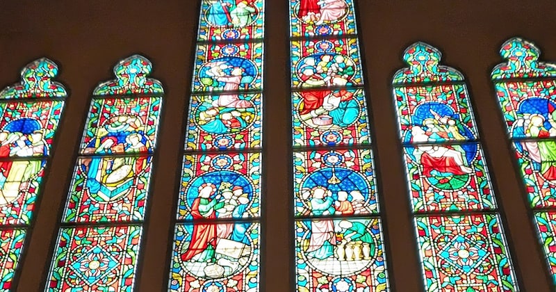 美術館で1歳息子に自撮りさせてみたら……「前世カメラマン？」　ママ驚がくの“まさかの結果”に「ガチ私より上手い」「旅行系YouTuberかと思った」