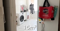 50代パリ一人暮らしの女性→4.5坪の狭小ワンルームを覗いてみると……　好きが詰まった空間に「お城のよう」「素敵な生活です
