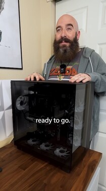 2日かけて組み立てたのに動かない!?　自作PC初心者あるあるの再現が1460万再生「いまいましい」「同じミスしたよ」【海外】