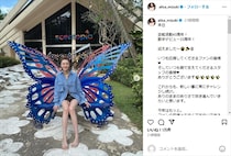 47歳・観月ありさ、膝上20センチのショーパン姿が衝撃的　「脚細っ＆脚長っ」「相変わらずスタイル抜群」