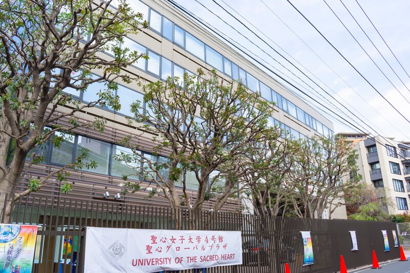 「大変充実した立地」 “立地も人気の首都圏大学”ランキング上位に「閑静で、グローバルチックで、とても素敵な場所」「渋谷への直通バスなど交通面でも充実」の声
