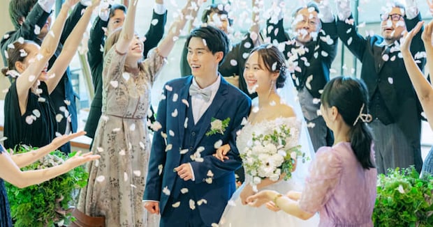 結婚式の招待状→友人に送ったら……「立ち見やんww」　“まさかの返事”が65万表示　「たぶんいい子」「出てくれる気持ちだけは伝わる」