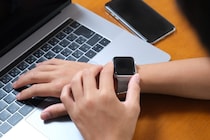 【50代が選ぶ】オシャレだと思う「スマートウォッチのメーカー」ランキングTOP9！　第1位は「Apple」【2025年最新調査結果】