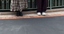 彼女とディズニーへ→並んでいたら、キャストに声をかけられ……　レアすぎる“まさかの光景”に「羨ましい限りです！」「一生の思い出」