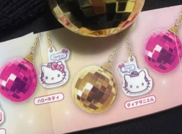 4歳娘「カプセルトイが全部ハズレだった」→ママがよく見ると……　まさかの結果が「大当たりやん！」「運が良すぎ」と234万回表示