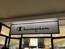 「お値段以上の価値あり」　チャンピオンの“パーカー”に絶賛の声　「寒い朝に最適」「とても柔らかくて着心地が良い」「シルエットがきれい」