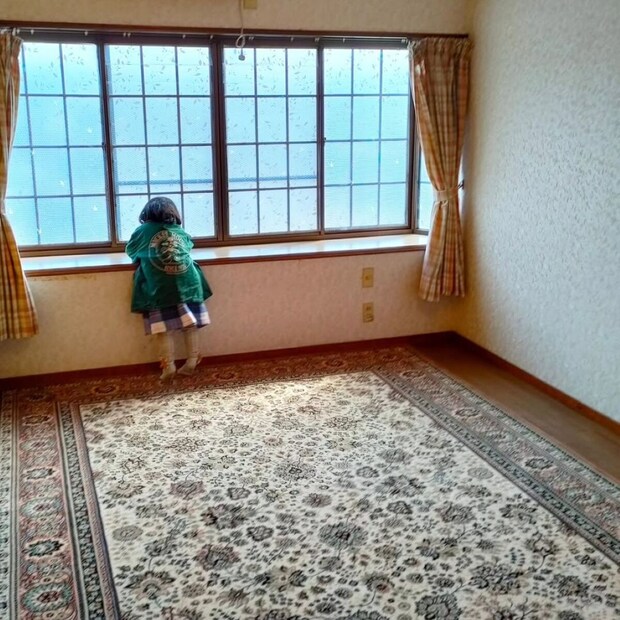 小1娘のために、ママが子ども部屋を用意したら……。まるで夢のような空間がInstagramへ投稿され、「プチプラに見えない！」「参考にしたい」と反響を呼んでいます。