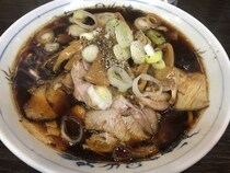 長きにわたって愛され続ける老舗のラーメン店などを紹介！　富山県の「ラーメン」の名店15選！