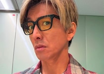 人気芸人、木村拓哉との“2ショットプリ”公開→“衝撃のビジュアル”に「キムタク盛れすぎ」「落書きわろた」「姫と小悪魔懐かしすぎww」