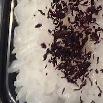 50歳ママ「長く作ってるとこんな弁当になってくる」→開けると……　「息子さん大満足やな」“まさかの中身”に「こういうのがいいんです」