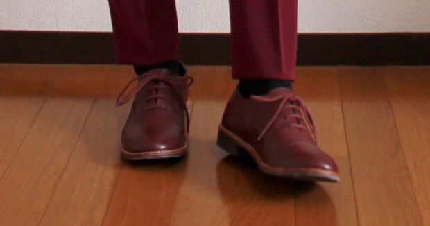 身長170センチの女性→スーツを着ると……「え!?」　まさかの着こなしに「やばい惚れる」「なんてかっこいいの！」
