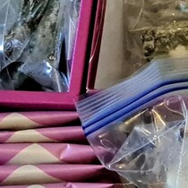 義母「草もち送ってもいいけ？」→次の日、届いたのは……　とんでもない中身に「神！」「うちの住所も教えましょうか？」