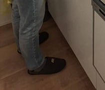 仕事を終えた妻が帰宅→キッチンにいた夫を見ると……　衝撃的な光景に「すごーーく羨ましい」「貸してください」