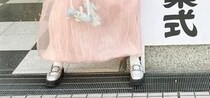 卒業式に学生が着こなしたドレスを見ると……「すげー！！」　目を奪われる光景に「矢沢あいのパラキスみたい」「あまりにも可愛くてびっくり！」