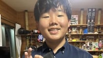 大好きな担任が退職→中2息子がお別れに渡したのは……　“まさかの手作りプレゼント”に「プライスレスすぎる泣く」「絶対うれしいと思う」