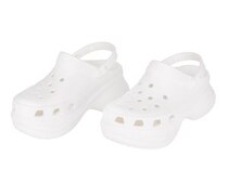 「職場で毎日履いてます」crocs（クロックス）の“リカバリーサンダル”に絶賛の声 「マジで歩きやすい」「疲労感も少なくて、安定感も最高」「必ずリピートします」