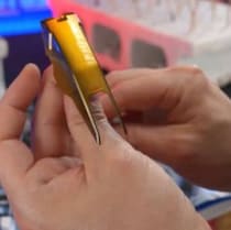 6万6000円のガンプラを15層塗装すると……　2カ月かけた“究極の作品”に反響「もはや芸術品」「至高の一機」