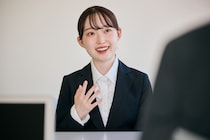 【女性に聞いた】就職力が高そうな「GMARCH・早慶上理ICU・日東駒専の大学」ランキング！　2位は「慶應義塾大学」、1位は？