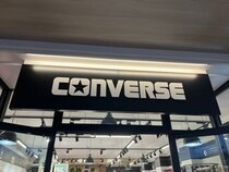 「すべてが素晴らしい一足」　コンバースの“つま先が微笑む名作スニーカー”に絶賛の声　「かわいくてクッション性が良い」「コーデのアクセントになる」「履き心地も◎」