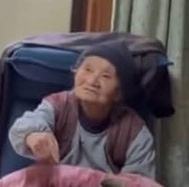 100歳のおばあちゃんを“ターボババア”にしてみた→お腹が痛い姿が13万再生「あかんwww」「コラ!何やらせてるの!w」