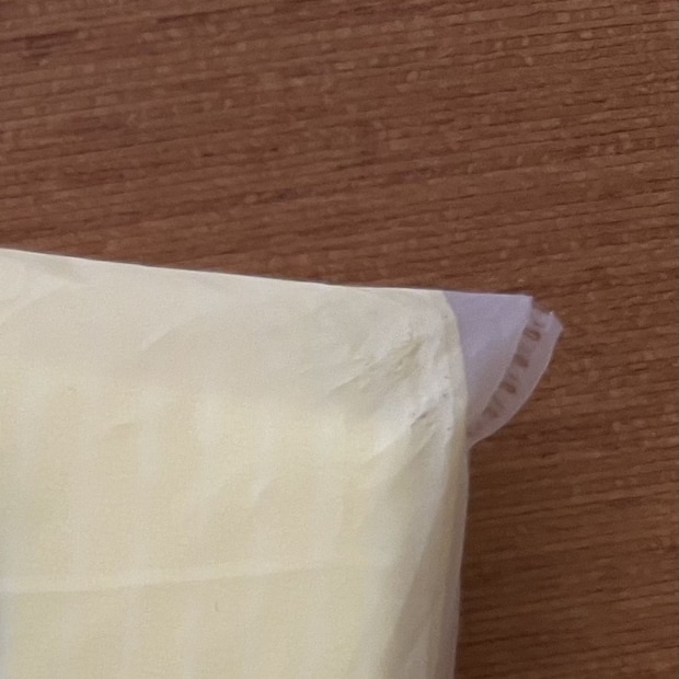 家にあったドラえもんのティッシュ→よく見たら……　「それ不正取得……？」　まさかの光景に「声でた」「どうなってんだよ」
