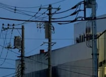 夫「もしもし、外見て！」→妻が夜空を見上げたら……　奇跡の絶景に「愛だわ」「ロマンチックが止まらない」