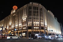 【30～40代に聞いた】絶対食べたい「伊勢丹新宿店地下洋菓子コーナーのブランド」ランキング！　第2位は「ゴディバ」、1位は？