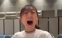 坂本花織、スケート連盟から“激レアプレゼント”に仰天＆大歓喜「それはこのリアクションになるわww」「すっごいご褒美！」