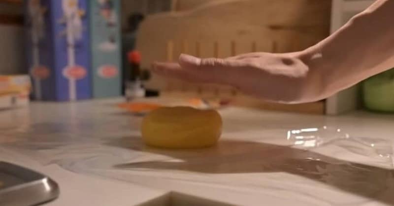 パパが4歳娘のためにバースデーケーキを手作りしたら……「涙が出ます」　まさかの完成品に「自慢のパパですね」