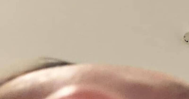 生後7カ月男の子のママ「静かやなー」→スマホに入っていた“まさかの光景”に「あかんwwww」「国宝にした方がいい」