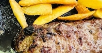 人気ハンバーグチェーンでランチ→調味料をセットした場所が……「めちゃいいね」　まさかの光景が610万表示　「目がぁー！」「自分もやるww」