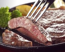 佐世保市名物「レモンステーキ」で知られる老舗の洋食店などを紹介！　長崎県の「ステーキ」の名店15選！