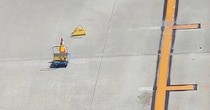 飛行機に搭乗中→ふと窓の外を見たら……　まさかの光景に「すご～い」「感動で涙でそうだったよー」