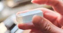 「こんなん見たら真似したくなる」　“透明な文具”を集めたペンケースを作ったら……　スケルトン好き大興奮のカッコよさに「本当にあるんだ…！」「センス良すぎる」