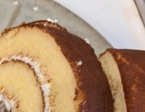 3児ママ「ちゃんと4等分できました！」→ケーキをよく見ると……　衝撃の光景に「早よ食ってまえ！」「私は左で」