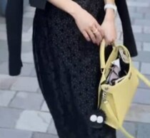 51歳女性、ユニクロアイテム組んだセンス爆発コーデに反響「綺麗な50代ってとっても素敵」