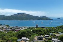 「もっと早く行けばよかった」広島県の“食事が絶品な温泉宿”が大好評！　「アナゴの刺身が絶品」「木の香りが心地よくリラックスできた」