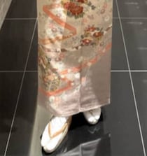 弟の結婚式で母の着物を着ると……　感動的な光景に反響「何と上品」「お母様も大喜びですね」