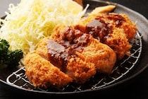 秘伝のデミグラスソースがかかったカツがおいしいお店などを紹介！　愛媛県の「とんかつ」の名店10選！【人気投票実施中】