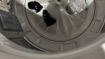 【画像】洗濯槽にぽつんとあったのは……